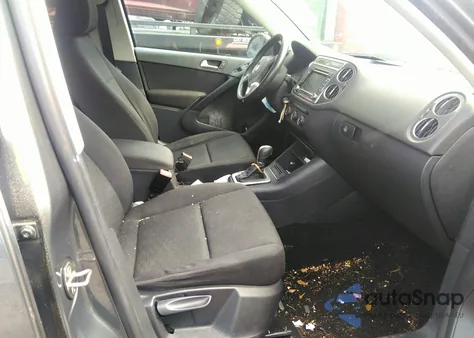 2015 Volkswagen Tiguan S from USA, damaged, VIN WVGAV7AX9FW612273